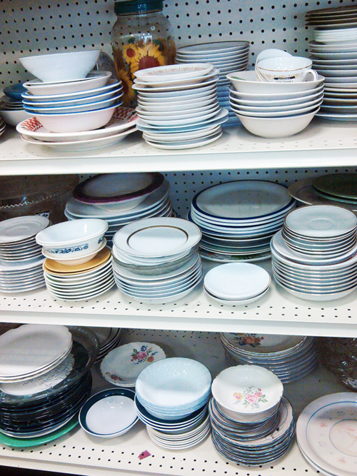 Dishes at Country Sunshine Resale Shop